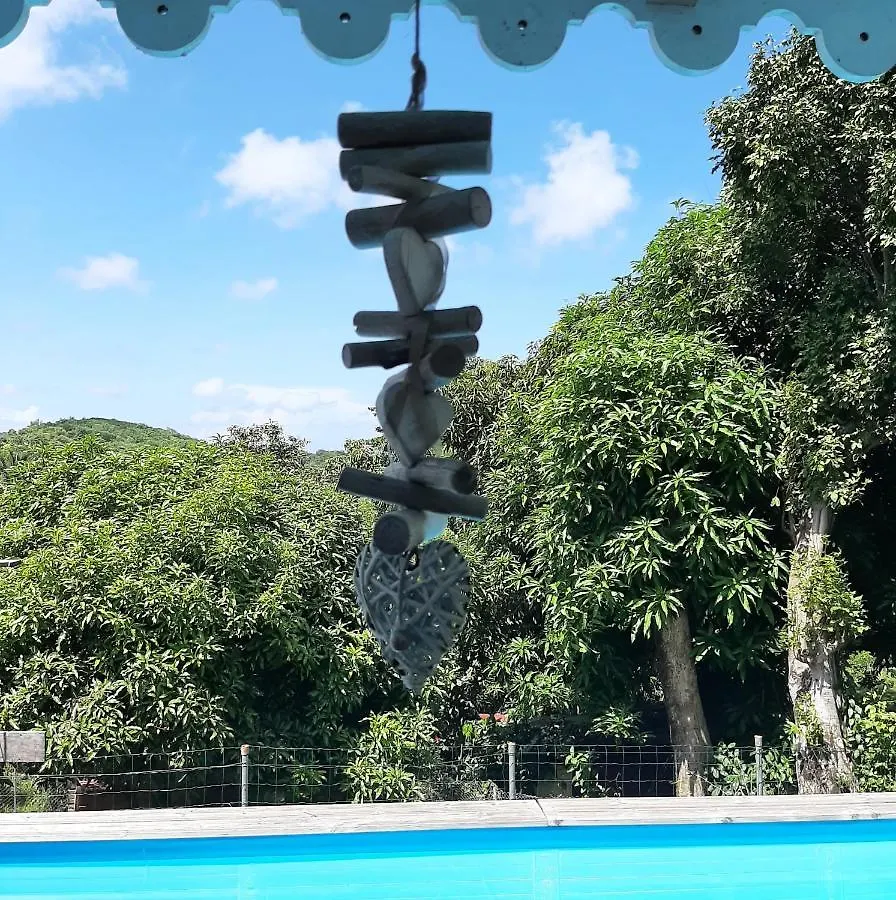 Charmant Haut De Villa Avec Piscine Partagee Le Vauclin 0*,  Martinique