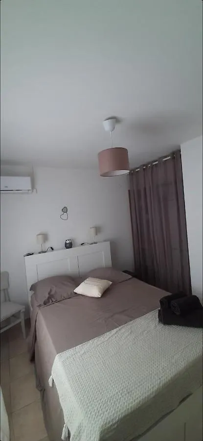 Charmant Haut De Villa Avec Piscine Partagee Le Vauclin 0*,