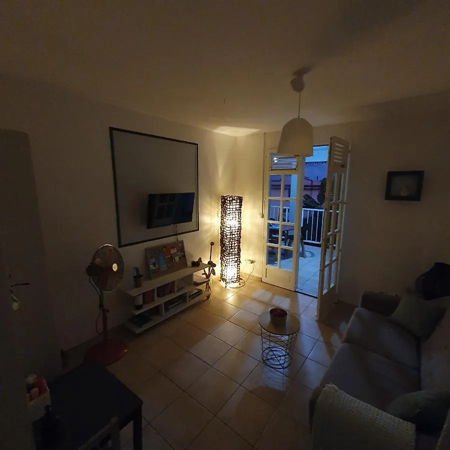 Charmant Haut De Villa Avec Piscine Partagee Le Vauclin
