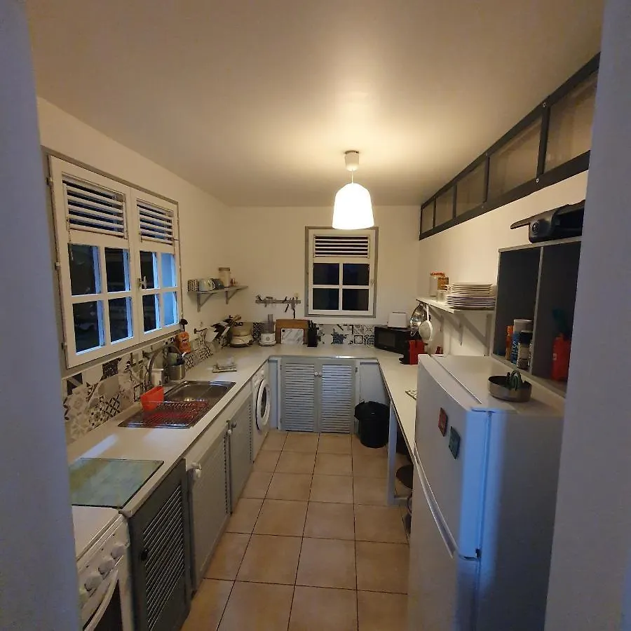 Holiday home Charmant Haut De Villa Avec Piscine Partagee Le Vauclin