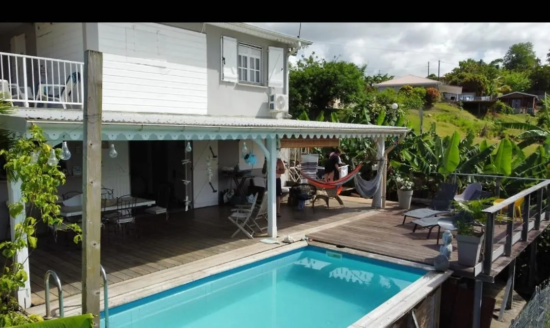 Holiday home Charmant Haut De Villa Avec Piscine Partagee Le Vauclin