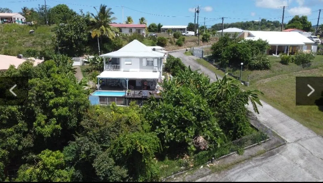 Holiday home Charmant Haut De Villa Avec Piscine Partagee Le Vauclin