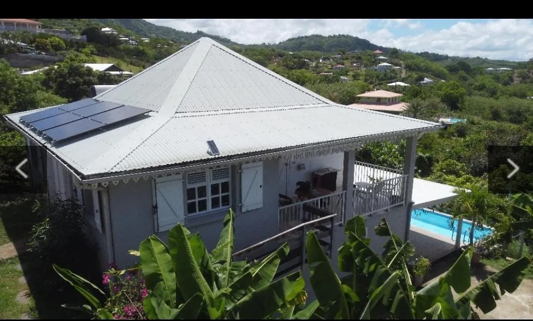 Charmant Haut De Villa Avec Piscine Partagee Le Vauclin Holiday home